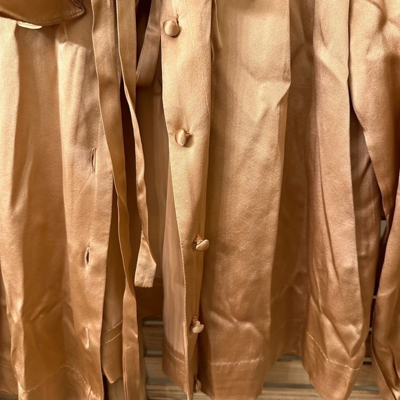 Rare Doen Solange top Blouse in Mother of Pearl Size M - Picture 6 of 10